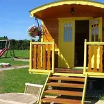 Les Roulottes De La Ferme Des Chanaux * Saint-Julien-d'Ance