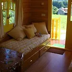 Les Roulottes De La Ferme Des Chanaux Vakantieboerderij Saint-Julien-d'Ance