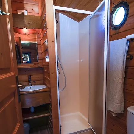 Gospodarstwo agroturystyczne Les Roulottes De La Ferme Des Chanaux