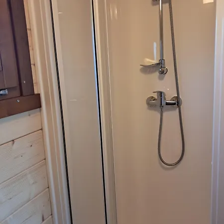 Lantgård Les Roulottes De La Ferme Des Chanaux *