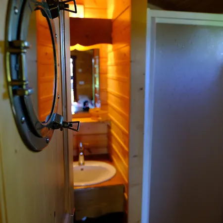 Gospodarstwo agroturystyczne Les Roulottes De La Ferme Des Chanaux *